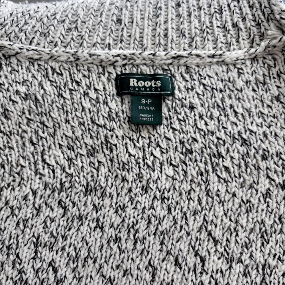Roots Canada Womens Grey Marled Chevron Knit Turtleneck Sweater Size Small - Picture 7 of 8